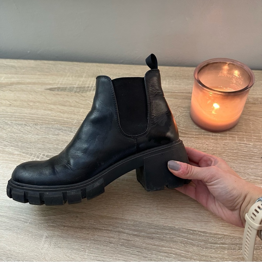 Steve Madden Howler Boots, Size 7.5